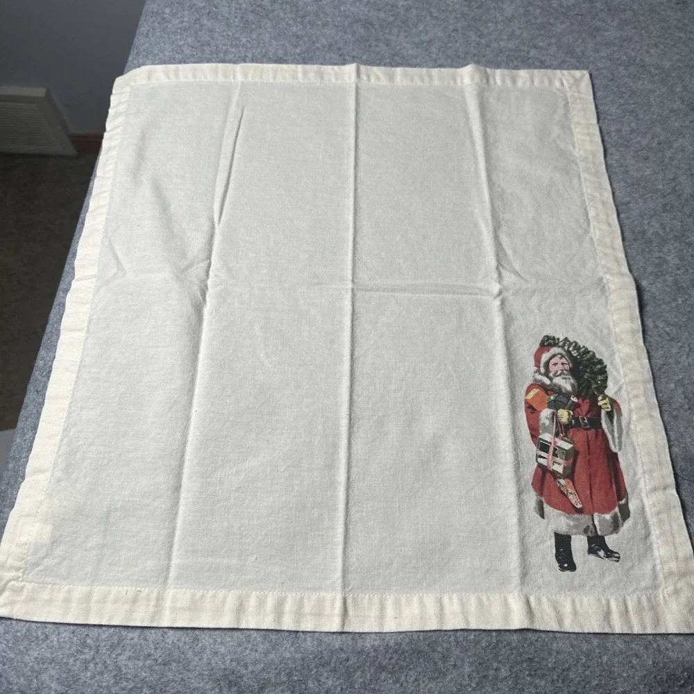 Pottery Barn Santa Claus Father Christmas Cloth Napkins Set of 4 Cotton Ivory